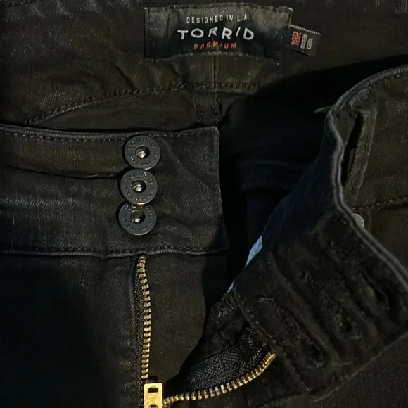 Torrid skinny jeans 18R - Picture 2 of 6